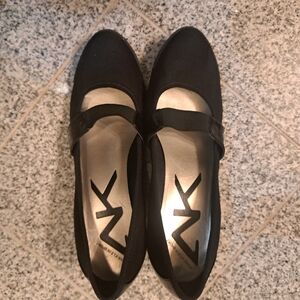 Anne Klein Sport Black Wedge Shoes Women's 9.5M. Elastic Strap B3